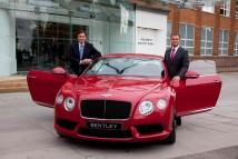 Vzácná návštěva z Dolního Saska v továrně Bentley